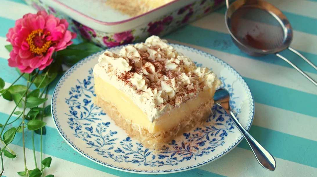 Παραδοσιακό εκμέκ κανταΐφι για το κυριακάτικο πασχαλινό τραπέζι