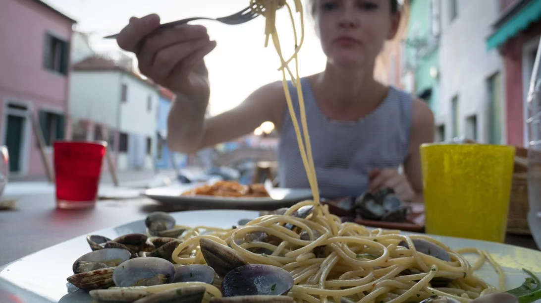 Πώς οι Ιταλοί τρώνε (συνέχεια) ζυμαρικά και δεν παχαίνουν; Με αυτά τα tips