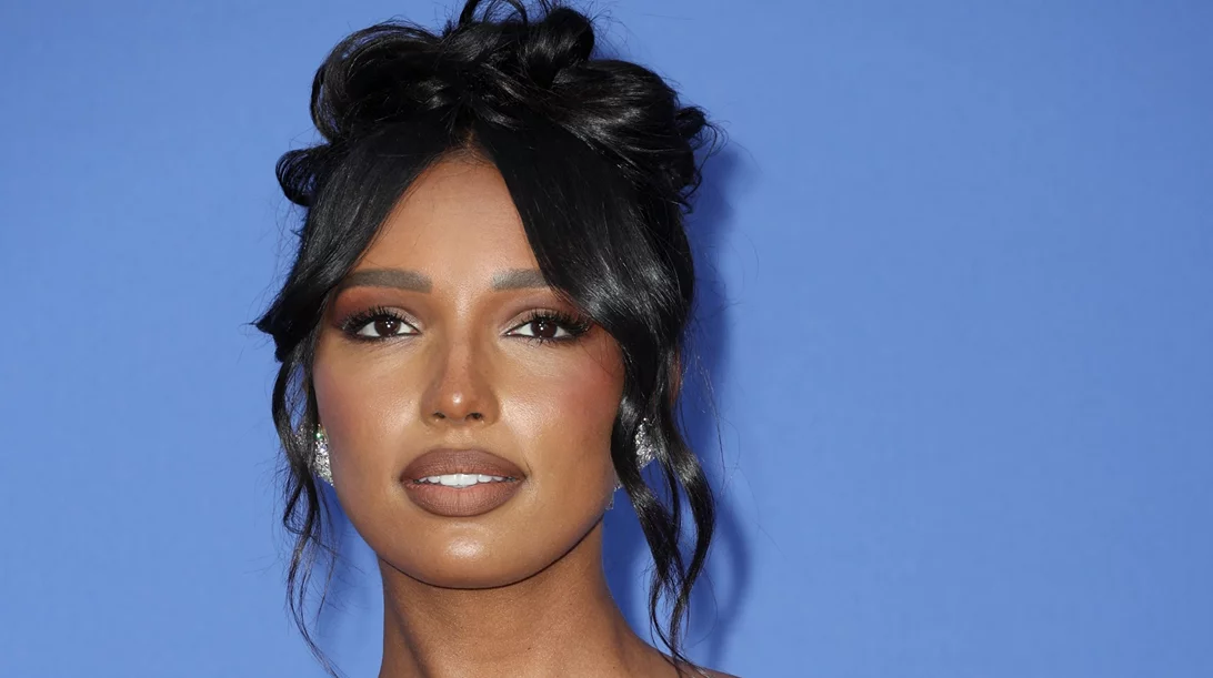 Με αυτό το εύκολο hack τα χείλη σου θα δείχνουν πιο ζουμερά στη στιγμή