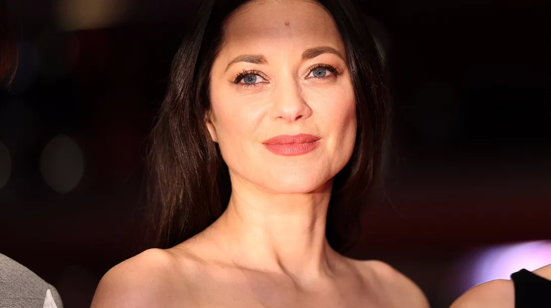 Πώς οι Γαλλίδες διατηρούν νεανικό δέρμα μετά τα 50 – Τα 5 must - do tips