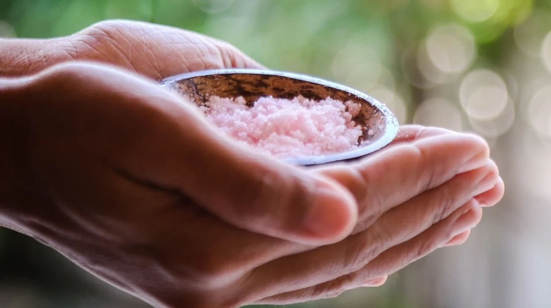 5 απλά βήματα για να μειώσουμε το αλάτι σε λιγότερο από 5 γρ. τη μέρα