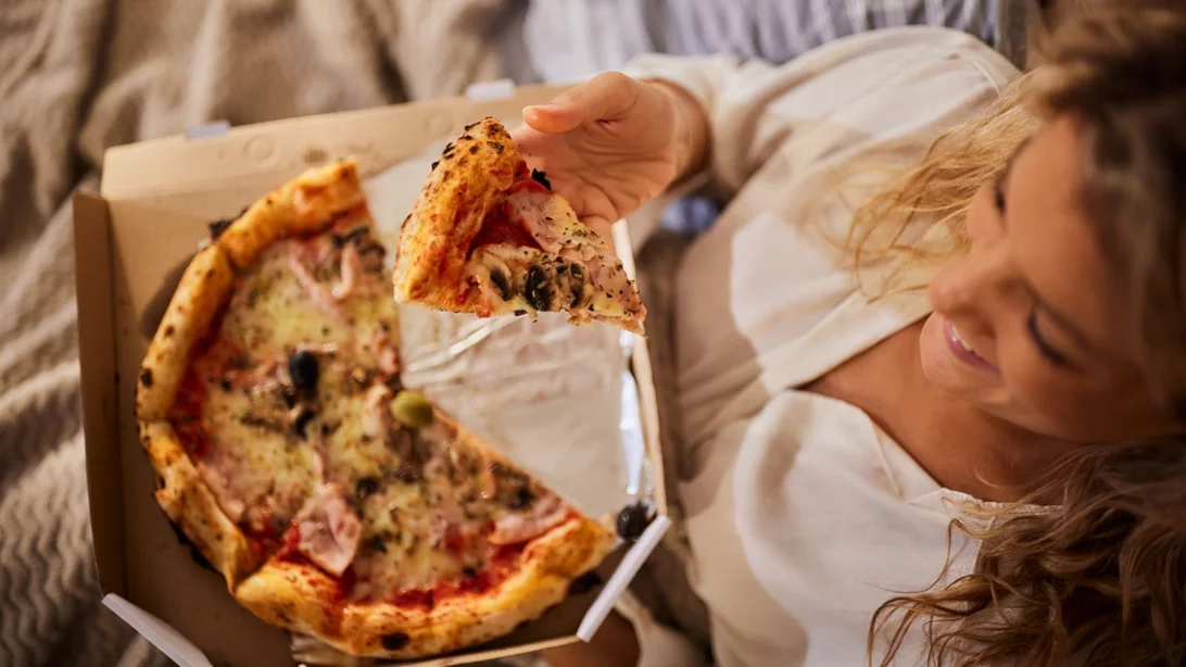 Βραδινές λιγούρες: Η ρουτίνα που σταματά την πείνα πριν καν αρχίσει