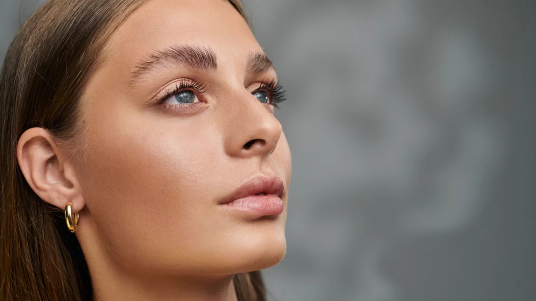 Σε αυτό το σημείο του προσώπου σχηματίζονται οι πρώτες ρυτίδες