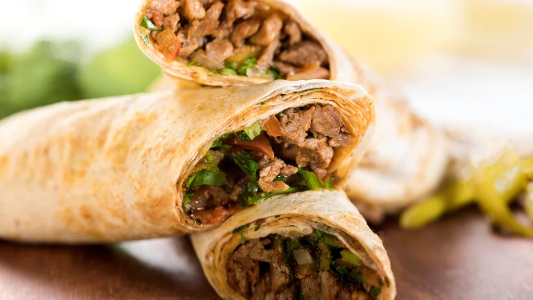 Λιγότερες από 300 θερμίδες: Ιδέες για ελαφριά βραδινά γεύματα από 5 διατροφολόγους