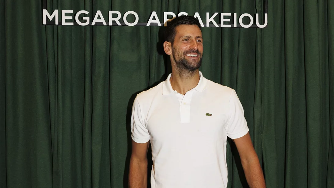 Ο GOAT και Χρυσός Ολυμπιονίκης Νόβακ Τζόκοβιτς στο νέο κατάστημα LACOSTE στο Μέγαρο Αρσακείου