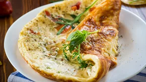 Βραστά αυγά ή ομελέτα: Τι είναι καλύτερο για απώλεια βάρους (σύμφωνα με έναν γαστρεντερολόγο)