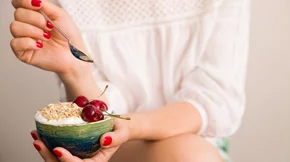 Οστεοαρθρίτιδα | Το εποχικό φρούτο που τη μειώνει