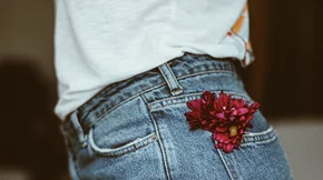 Περίοδος: 5 ασυνήθιστα συμπτώματα που μπορεί να έχεις κατά τη διάρκεια του έμμηνου κύκλου