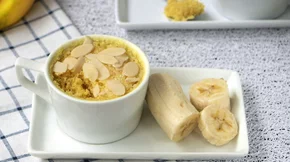 Mug cake μπανάνας χωρίς πρόσθετα σάκχαρα από τη διατροφολόγο