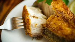 Συνταγές για την 25η Μαρτίου: Από μπακαλιάρο σκορδαλιά μέχρι σουβλάκι μπακαλιάρου