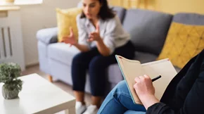 Τι ΔΕΝ είναι η ψυχοθεραπεία;