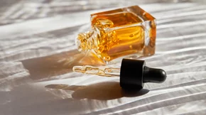 Νιασιναμίδη: Αυτήν τη βιταμίνη λατρεύει το δέρμα σου