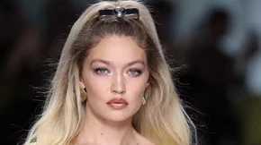 4 beauty tips που ίσως δεν σου έμαθε η μαμά σου - και πρέπει να εντάξεις στη skincare ρουτίνα σου