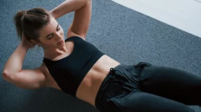 Οι 10 κορυφαίες ασκήσεις για κοιλιακούς σύμφωνα με τους trainers