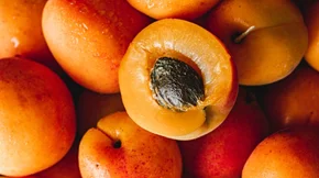 Tα άγνωστα οφέλη του βερίκοκου για την επιδερμίδα μας