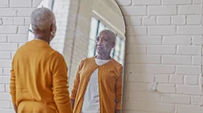 Positive vibes only: Καταρρίπτουμε 3 μύθους για την αυτοβοήθεια