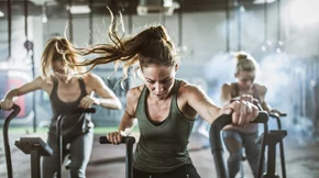 2 προπονήσεις για αρχάριες που καίνε θερμίδες και ενισχύουν τον μεταβολισμό