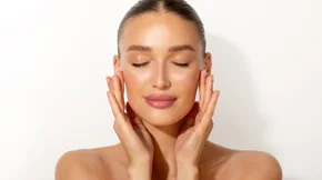 Εφέ lifting σε λίγα δευτερόλεπτα: Πώς θα το πετύχεις