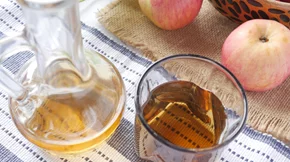 Μηλόξυδο: Μας βοηθάει να χάσουμε βάρος και πώς πρέπει να το πίνουμε;