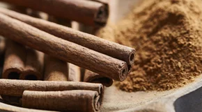 4 οφέλη της κανέλας και τρόποι να την προσθέσεις στη διατροφή σου