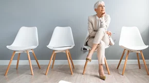 Στιλιστικές συμβουλές: Τι να φορέσεις σε συνέντευξη για δουλειά για να πάρεις τη θέση