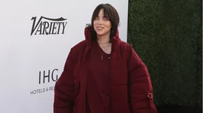 Μπίλι Άιλις: "Έβλεπα πορνό από 11 ετών. Μου κατέστρεψε τον εγκέφαλο"