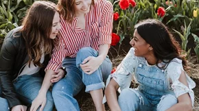 "Στηρίζοντας τη γυναικεία ενδυνάμωση και την ισότιμη εργασία στηρίζουμε την Ελλάδα"