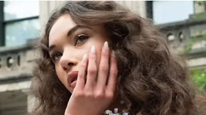 Επτά κορυφαίες τάσεις στα νύχια για τη σεζόν Άνοιξη/Καλοκαίρι 2023