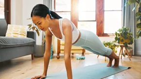 Πώς να κάνουμε σωστά τα burpees για να μην τραυματιστούμε;