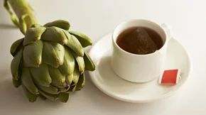 Το τσάι αγκινάρας είναι trend | Και χαρίζει τέλειο δέρμα, ενισχύει το ανοσοποιητικό και μειώνει τη χοληστερίνη