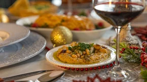 Όσπρια στο γιορτινό τραπέζι; Ναι! Ιδέες για να τα βάλεις από το πρώτο dip μέχρι το κυρίως πιάτο