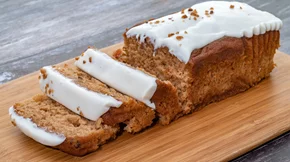 Εύκολο κέικ καρότου χωρίς ζάχαρη και αλεύρι