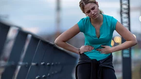 Φούσκωμα στην κοιλιά: Οι ασκήσεις που ανακουφίζουν άμεσα