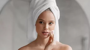 Νερό MicellAir: Το προϊόν που λατρεύουν οι skinfluencers θα γίνει η νέα beauty εμμονή σου