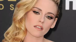 Το σέξι χτένισμα για μακριά ή μεσαίου μήκους μαλλιά που θα βλέπεις παντού φέτος