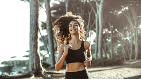 Έτσι θα κάψεις ακόμα περισσότερο λίπος ενώ τρέχεις