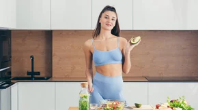 Μπότοξ στο σπίτι: 3 εναλλακτικοί τρόποι που μπορούν να αντικαταστήσουν τα ενέσιμα