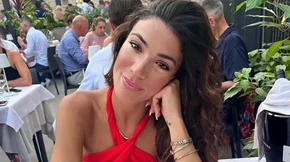 Ήβη Αδάμου: Υιοθέτησε το classy μανικιούρ που προτιμούν διαχρονικά και οι Γαλλίδες