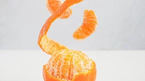 Τι είναι το "οrange peel theory", το νέο "τεστ" σχέσεων (και ακόμα μια τάση στο TikTok);