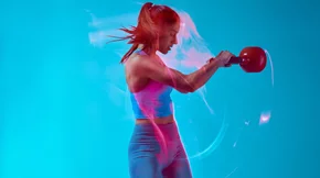 Kettlebell workout | Κάψε λίπος και κυτταρίτιδα, αύξησε μυική μάζα και γύμνασε όλο το σώμα