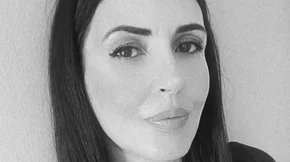 Η στιχουργός Όλγα Βλαχοπούλου διεγνώστη με καρκίνο του μαστού | Οι 5 πιο συχνές παρανοήσεις