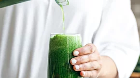 Σέλινο: Ο χυμός που κάνει "θαύματα" στην υγεία σου - Αυτά είναι τα 4 οφέλη