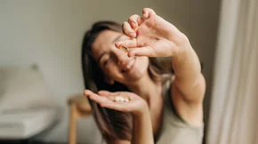 Οδηγός για βιταμίνες: Από ποιες τροφές θα πάρεις κάθε βιταμίνη;