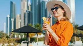 Τα εύκολα summer looks των fashionistas που θέλουμε να κάνουμε "copy & paste"