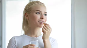 Βιταμίνη D: Πότε παίρνεις D2 και πότε D3 και τι προσέχεις στα συμπληρώματα