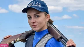 Εμμανουέλα Κατζουράκη: Η παγκόσμια πρωταθλήτρια σκοποβολής ανάμεσα στους τραυματίες των Τεμπών
