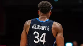 To viral video της ημέρας: Ο προπονητής της Εθνικής Ιταλίας όρμησε στην αγκαλιά του Γιάννη Αντετοκούνμπο