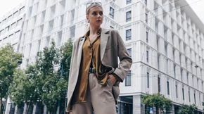 Το αγαπημένο Bazaar της Helmi επιστρέφει για να ανανεώσεις το στιλ σου με έκπτωση έως και 80%