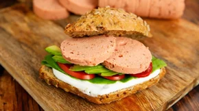 Πώς θα φτιάξεις σπιτικό υγιεινό παριζάκι κοτόπουλου