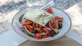 Φέτα vs κατσικίσιο τυρί: Η μεγάλη διαφορά που πρέπει να γνωρίζεις